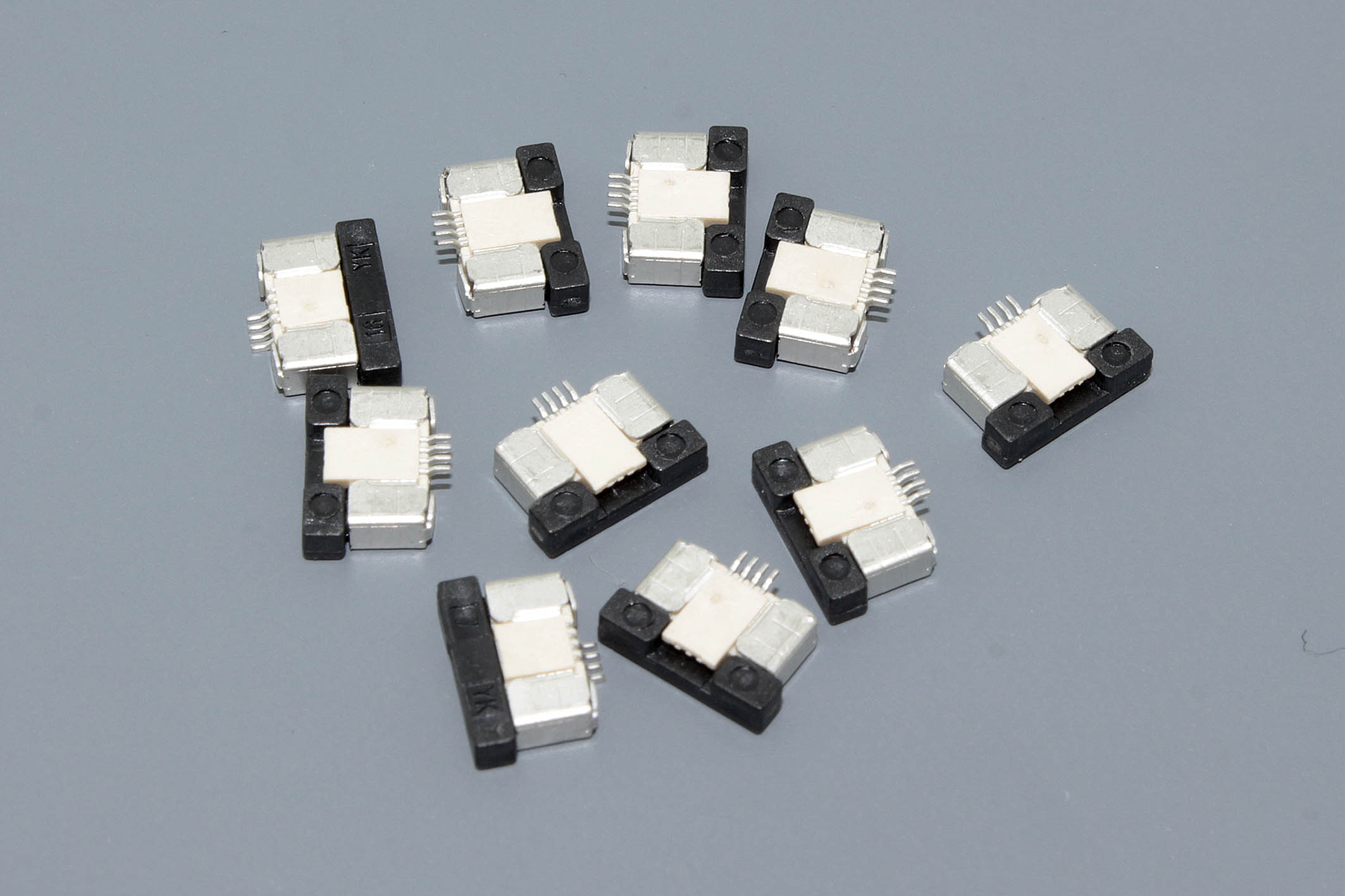 Разъем FPC Half Coverage Bottom Contact 0.5K-BX-4PWB 4 pin высота 2мм шаг 0,5мм 10 шт