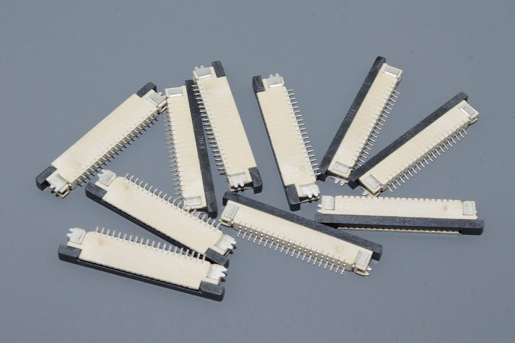 Разъем FPC Half Coverage Bottom Contact 0.8K-BX-20PWB 20 pin высота 2мм шаг 0,8мм 10 шт
