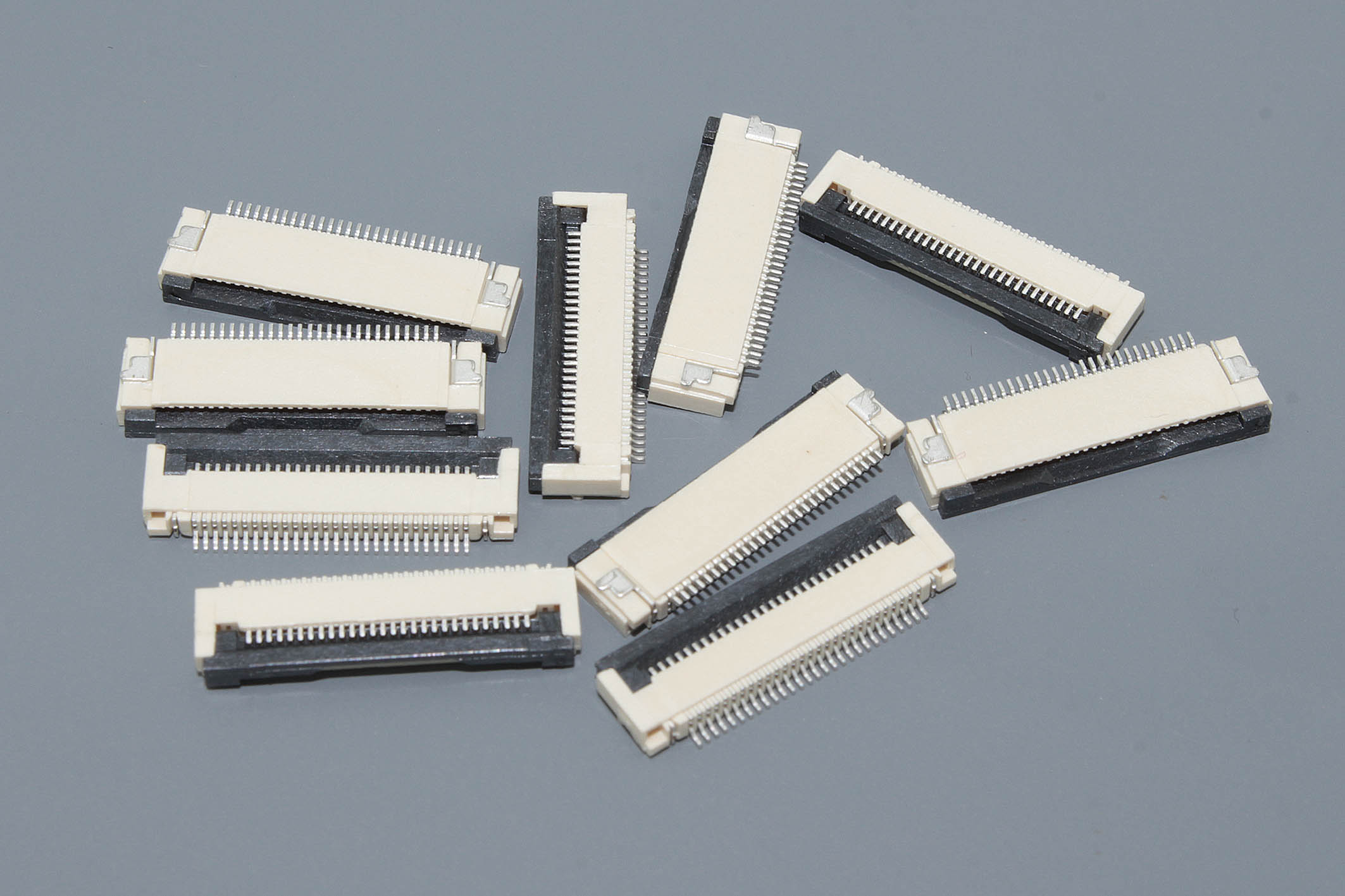Разъем FPC Flip-Lock 0510-28RLGF 28 pin высота 1мм шаг 0,5мм 10 шт